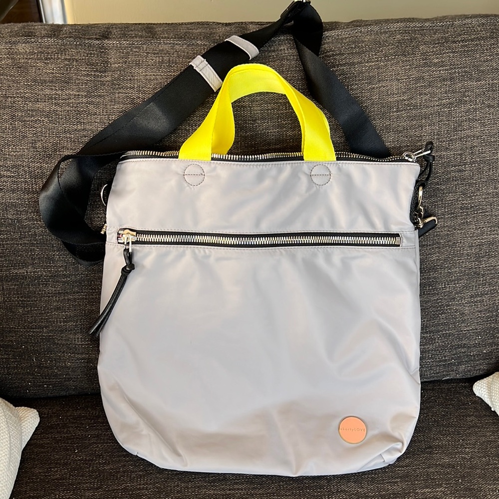 *SOLD* Shorty Love Wonder large crossbody tote